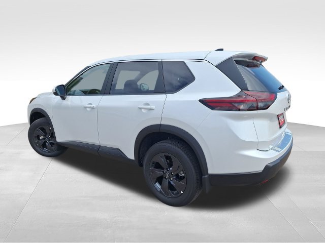 Certified 2026 Nissan Rogue SV w/ Cold Weather Package FWD image 6