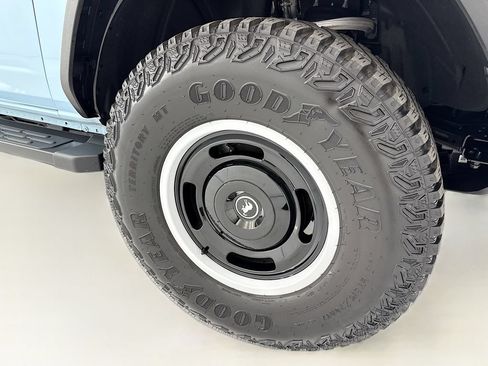 Used 2024 Ford Bronco Heritage Edition AWD/4WD image 29