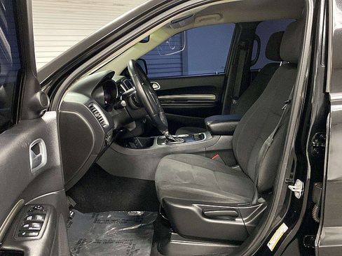 Used 2020 Dodge Durango SXT w/ 3rd Row Seating Group image 17