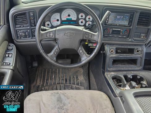 Used 2003 Chevrolet Silverado 2500 LS AWD/4WD image 4