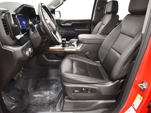Used 2024 GMC Sierra 1500 Elevation w/ Elevation Premium Package AWD/4WD image 14