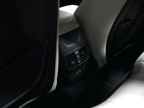 Used 2021 BMW 228i Gran Coupe FWD image 12