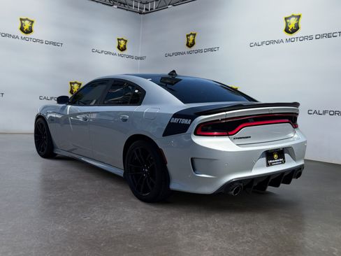 Used 2021 Dodge Charger Scat Pack w/ Daytona Edition Group RWD image 3