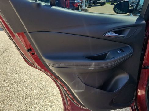 Used 2023 Buick Encore GX Select w/ Sport Touring Package FWD image 15