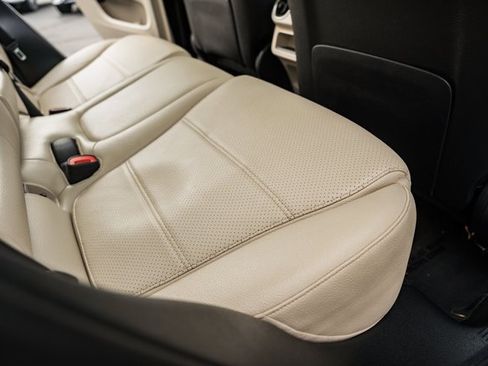 Certified 2024 Mercedes-Benz GLC 300 4MATIC image 31