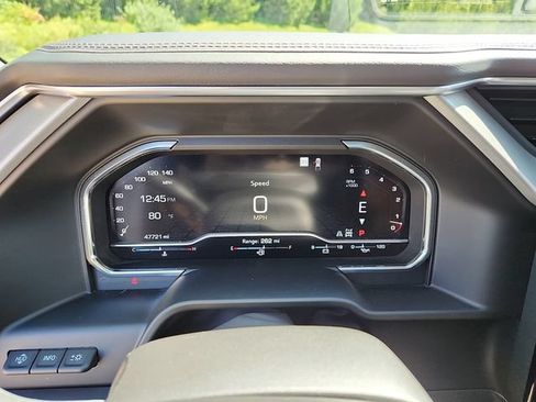 Used 2024 GMC Sierra 1500 Denali w/ Technology Package AWD/4WD image 24