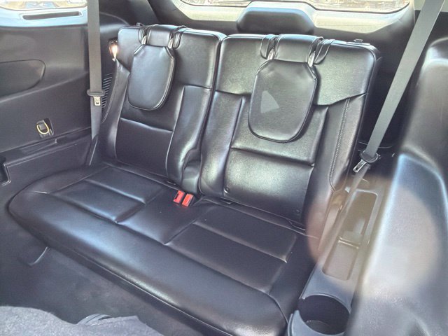 Used 2023 Ford Explorer Limited w/ Equipment Group 301A RWD image 19