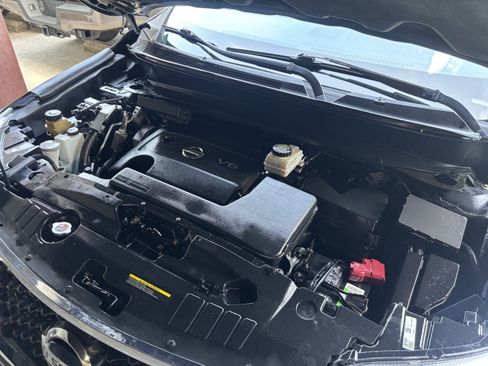 Used 2015 Nissan Pathfinder SV w/ Trailer Tow Package image 58