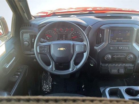 Used 2024 Chevrolet Silverado 1500 Custom image 5