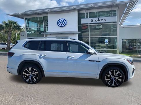 New 2026 Volkswagen Atlas SEL Premium R-Line AWD/4WD image 3