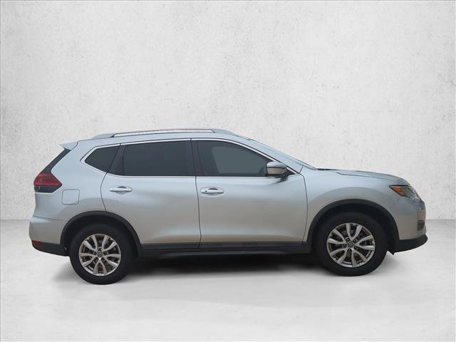 Used 2020 Nissan Rogue SV FWD image 4
