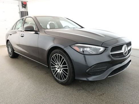 Used 2022 Mercedes-Benz C 300 Sedan image 3
