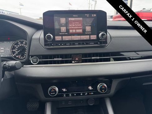 Used 2022 Mitsubishi Outlander SEL Black Edition FWD image 11