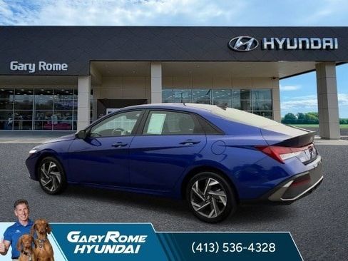 Certified 2025 Hyundai Elantra SEL FWD image 6