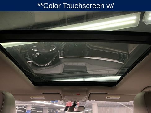 Used 2021 Volkswagen Atlas SE w/ Panoramic Sunroof Package image 10