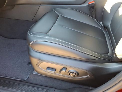 New 2025 Jeep Grand Cherokee L Limited image 17