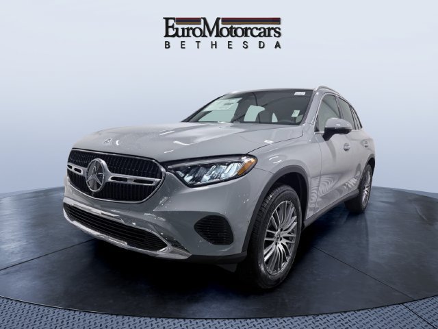 New 2027 Mercedes-Benz GLC 300 4MATIC image 1