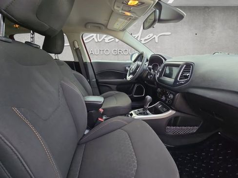 Used 2020 Jeep Compass Sport image 24