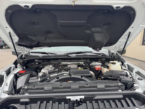 Used 2023 GMC Sierra 2500 Denali image 32