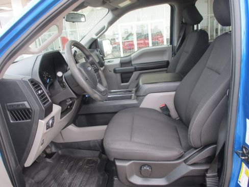 Used 2019 Ford F150 XL w/ Equipment Group 101A Mid AWD/4WD image 4