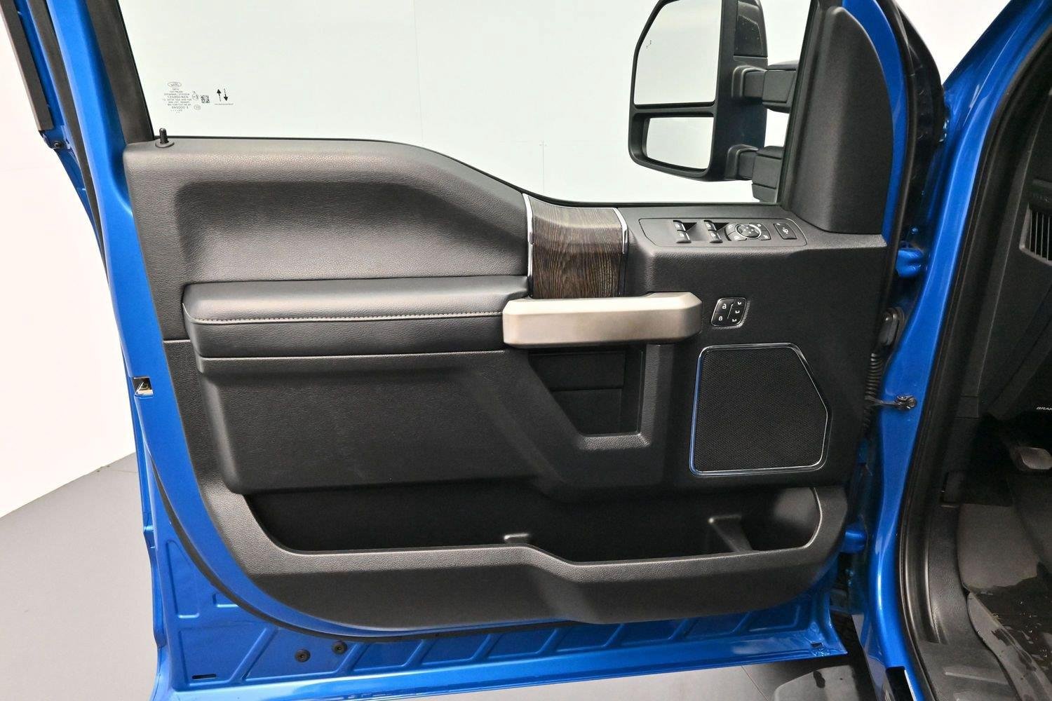 Used 2020 Ford F250 Lariat AWD/4WD image 10