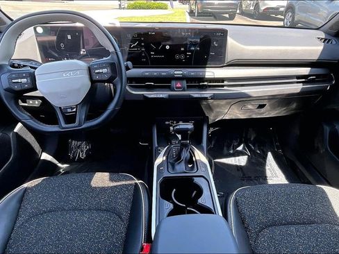 Used 2025 Kia K4 GT-Line w/ GT-Line Sunroof Package FWD image 13