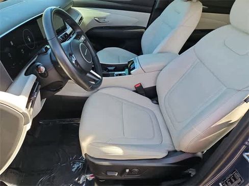 Certified 2025 Hyundai Tucson SEL image 16