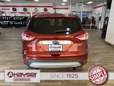Used 2014 Ford Escape Titanium image 4