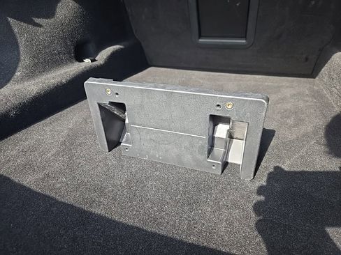 Used 2024 BMW 740i xDrive image 72