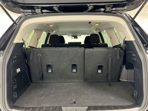 Used 2023 Subaru Ascent Premium image 24