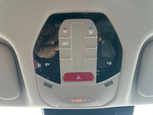 Used 2025 Kia K4 LXS image 20
