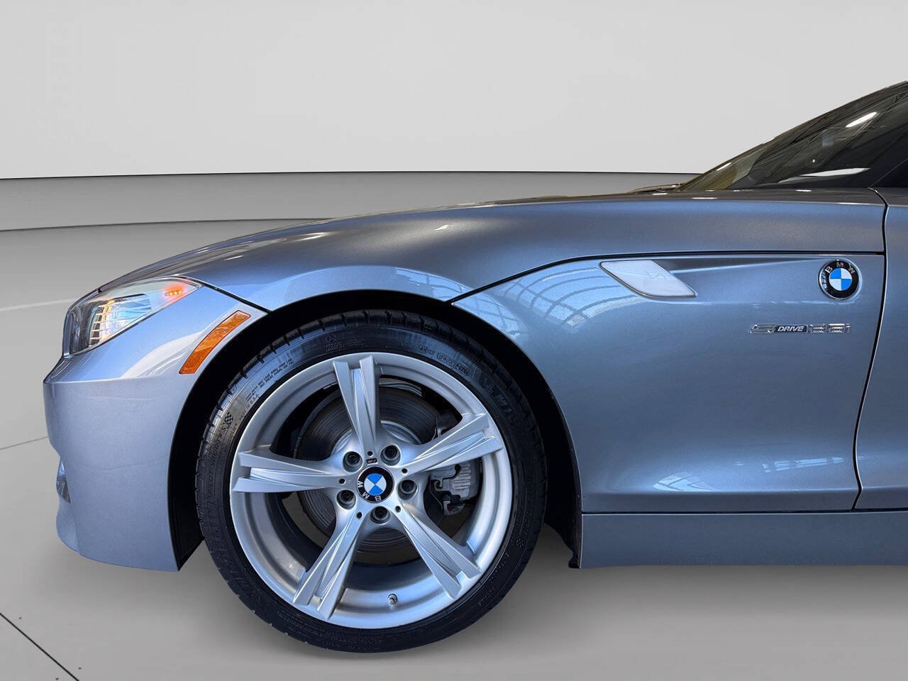 Used 2012 BMW Z4 sDrive35i RWD image 9