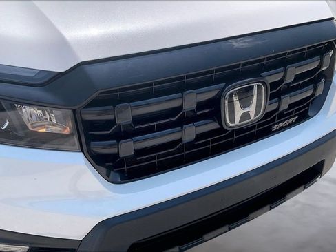 Used 2024 Honda Ridgeline Sport image 31