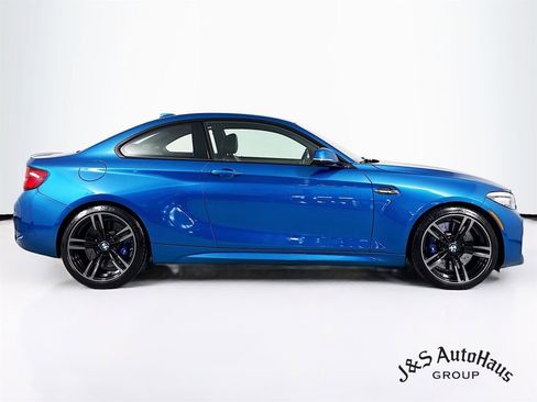 Used 2018 BMW M2 image 8