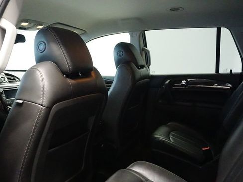 Used 2017 Buick Enclave Leather image 19