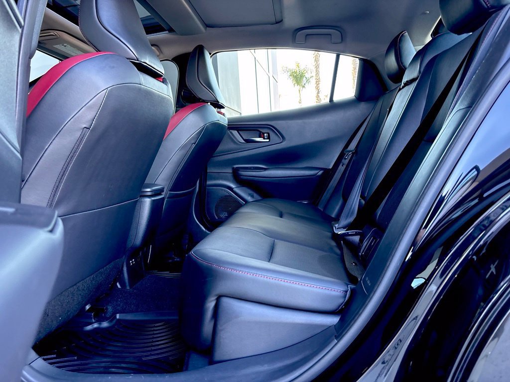 Used 2024 Toyota Prius Prime FWD image 27