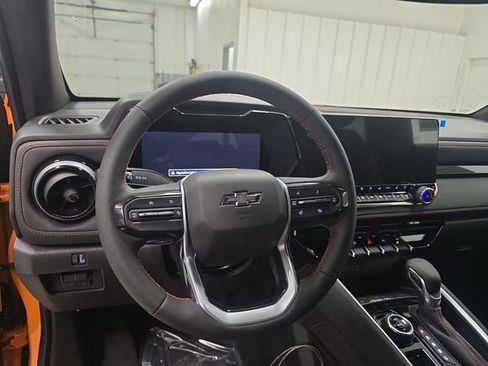 New 2025 Chevrolet Colorado Z71 w/ Technology Package image 12