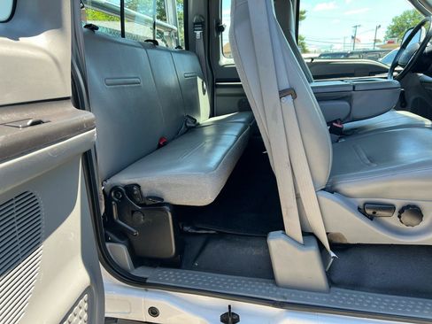 Used 2005 Ford F250 XLT AWD/4WD image 19