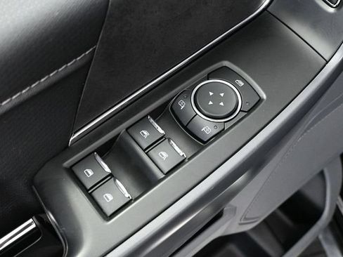 Used 2024 Ford F150 XLT AWD/4WD image 19