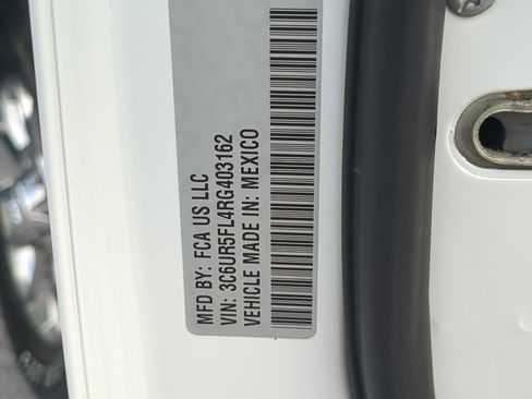 Used 2024 RAM 2500 Laramie w/ Safety Group AWD/4WD image 74