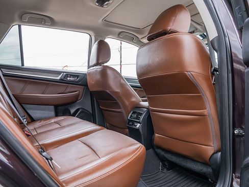 Used 2017 Subaru Outback 2.5i Touring w/ Popular Package #5A image 22