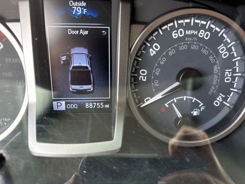 Used 2023 Toyota Tacoma SR5 image 21