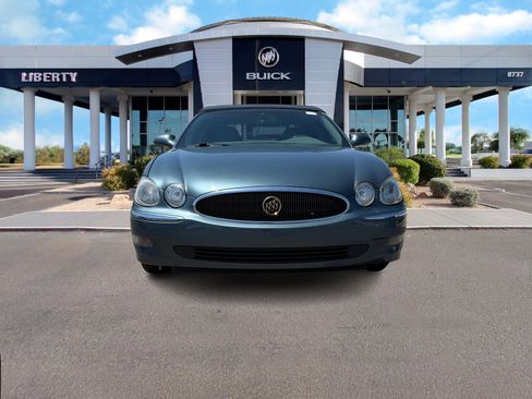 Used 2006 Buick LaCrosse CXL w/ Chrome Appearance Package image 5