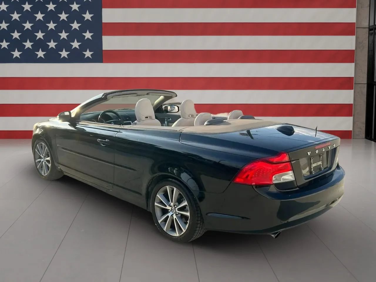 Used 2011 Volvo C70 T5 FWD image 14