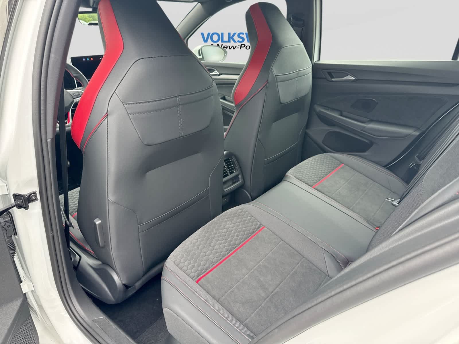New 2026 Volkswagen GTI SE FWD image 24