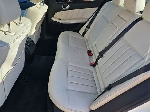 Used 2015 Mercedes-Benz E 350 Sedan image 20