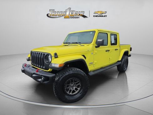Used 2023 Jeep Gladiator Overland w/ Trailer Tow Package AWD/4WD image 4
