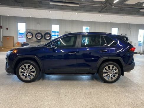 Used 2023 Toyota RAV4 Limited image 11