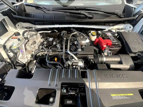 New 2026 Nissan Kicks SV image 16