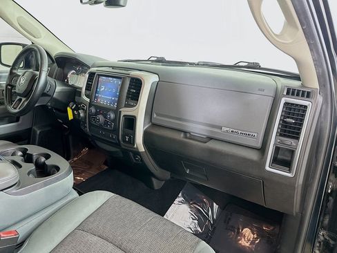 Used 2019 RAM 1500 Big Horn image 32